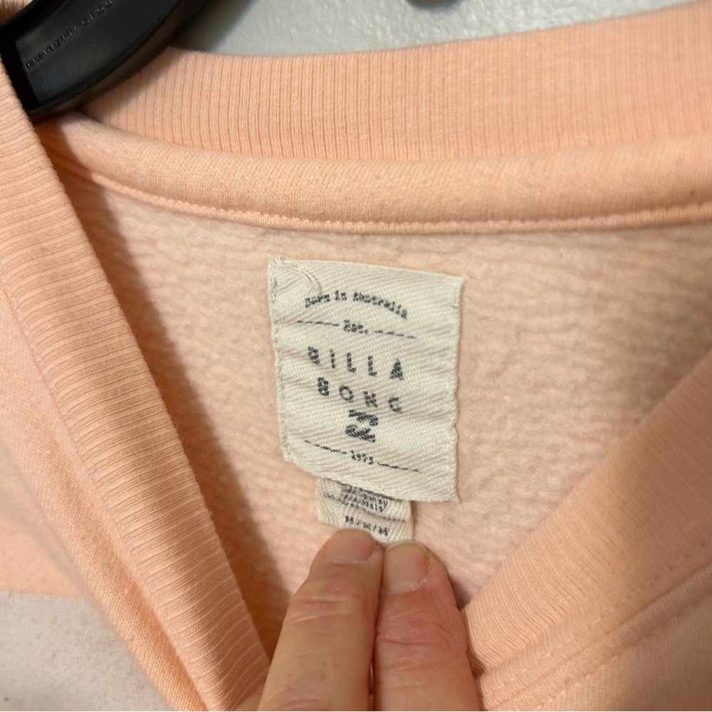 Billabong Women’s Peach Crewneck Sweatshirt EUC Medium Outdoor Boho Hiking - Picture 5 of 6